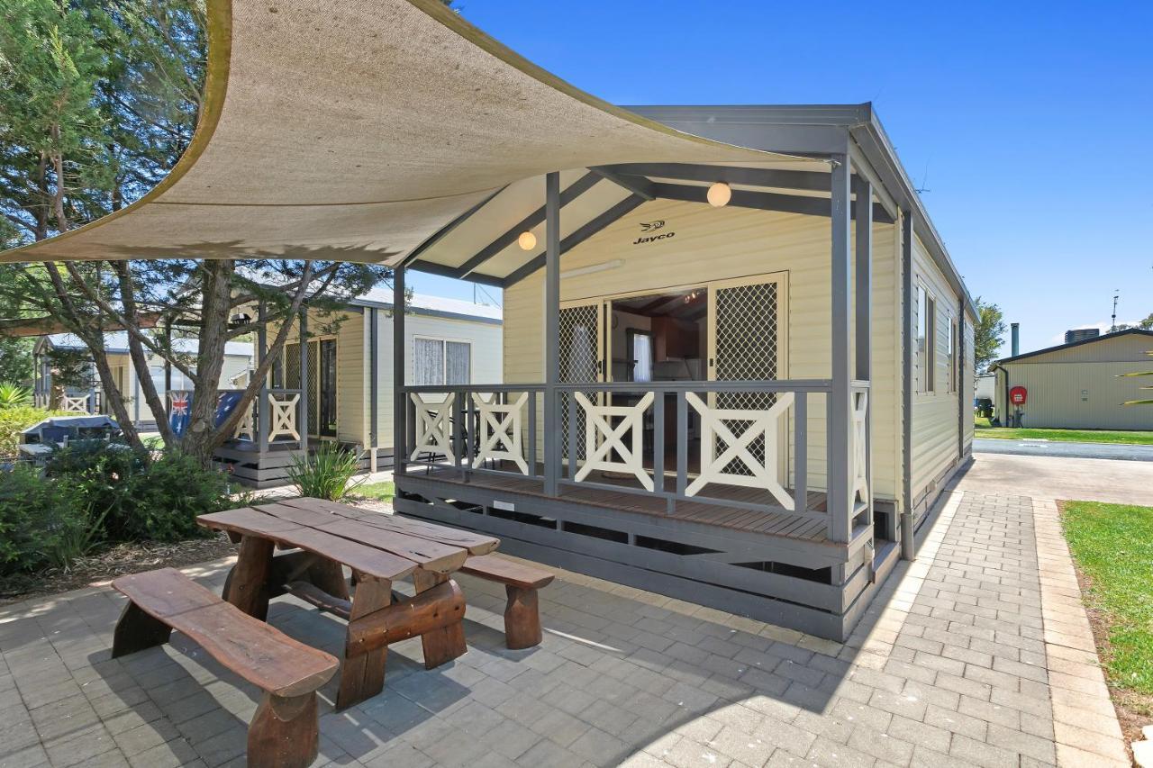 Big4 Moama Holiday Park Bagian luar foto