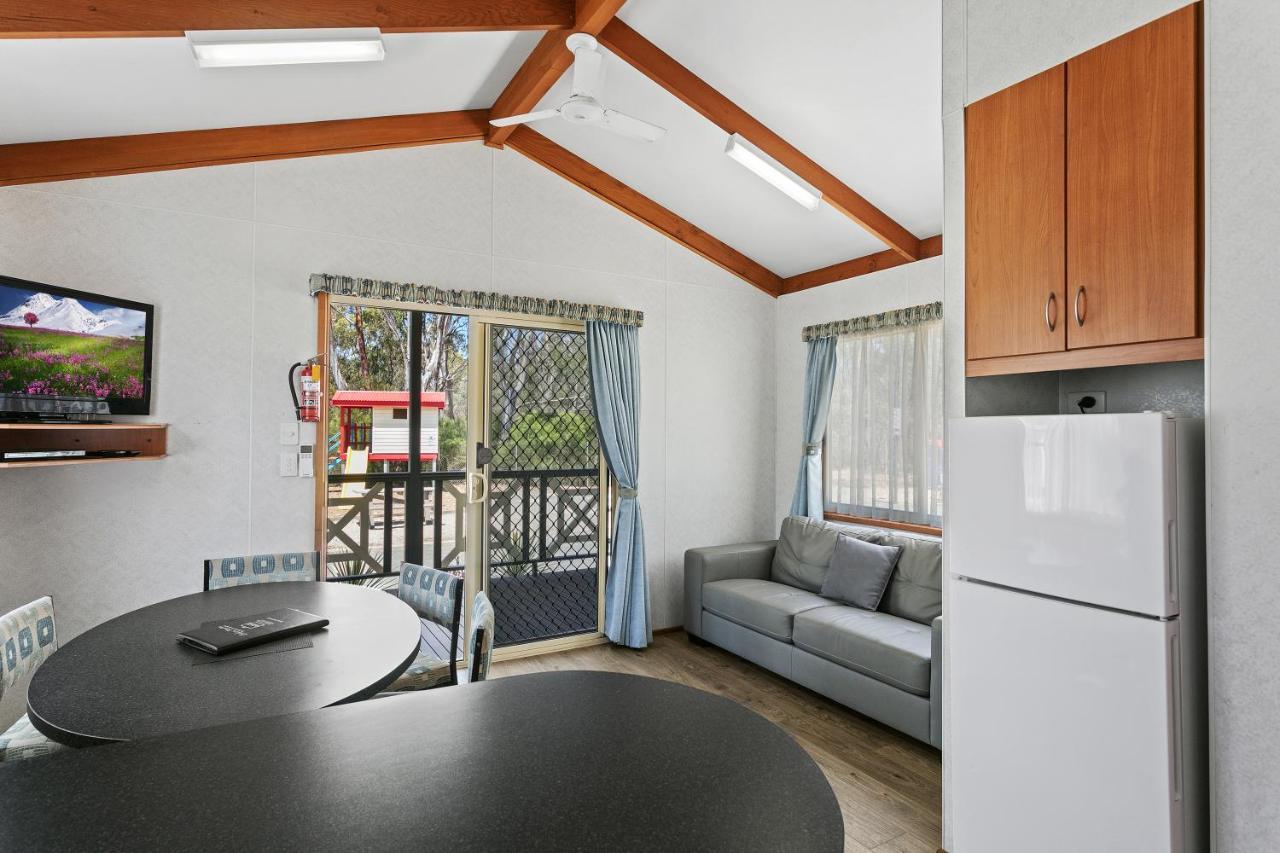 Big4 Moama Holiday Park Bagian luar foto