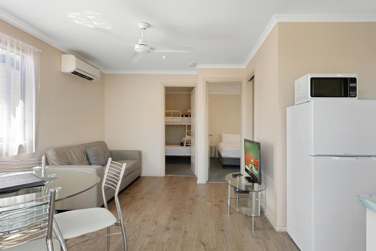 Big4 Moama Holiday Park Bagian luar foto