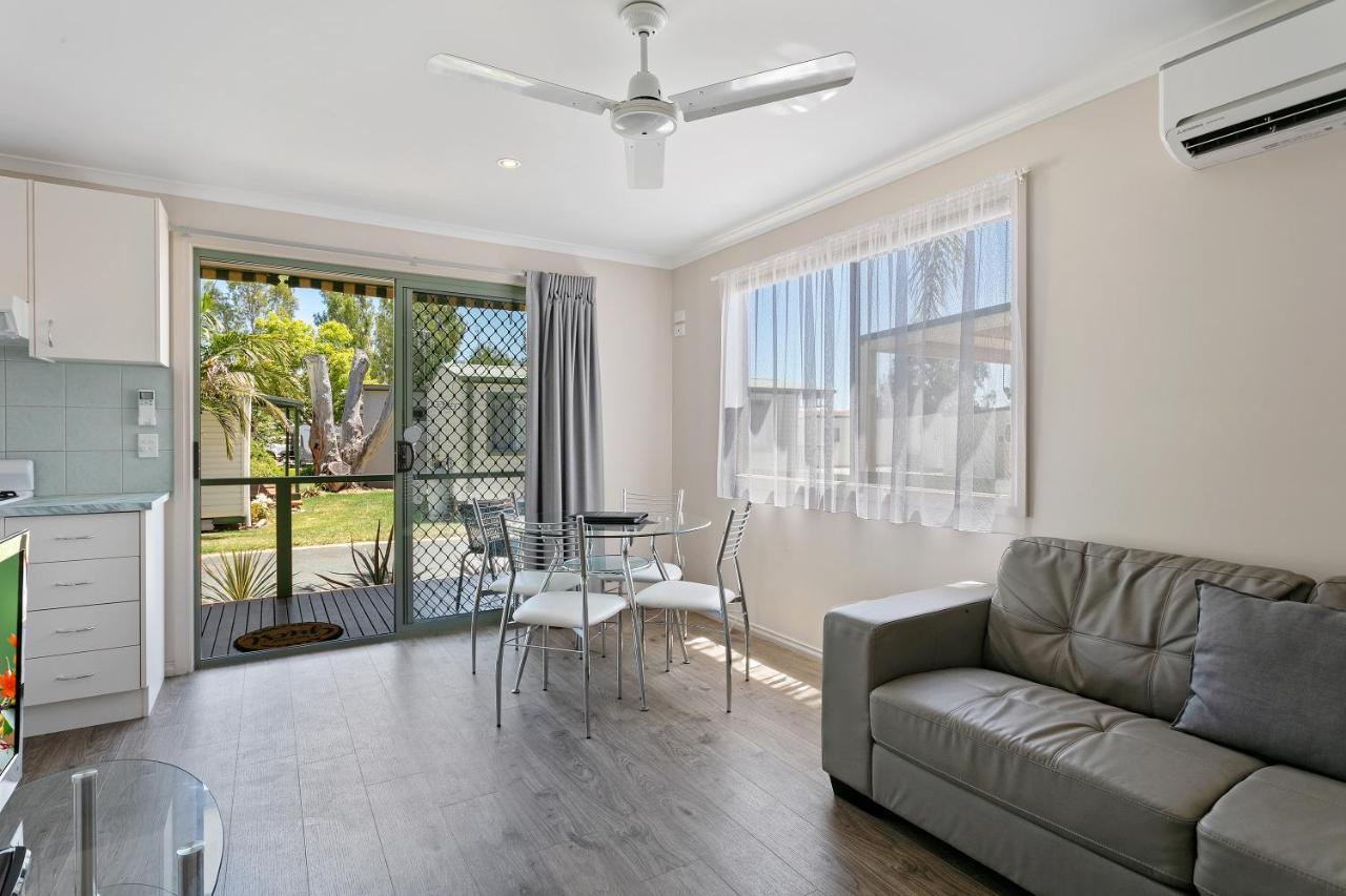 Big4 Moama Holiday Park Bagian luar foto