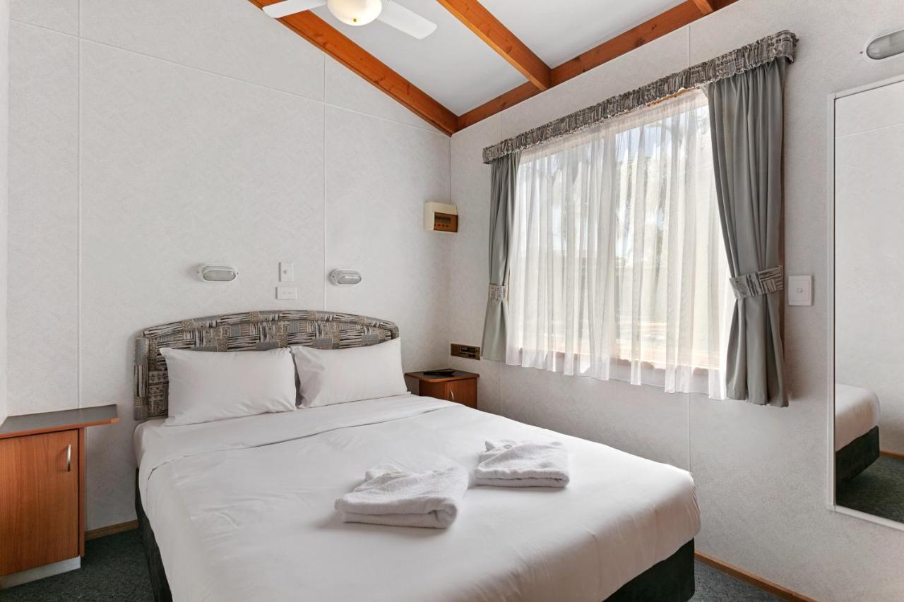 Big4 Moama Holiday Park Bagian luar foto