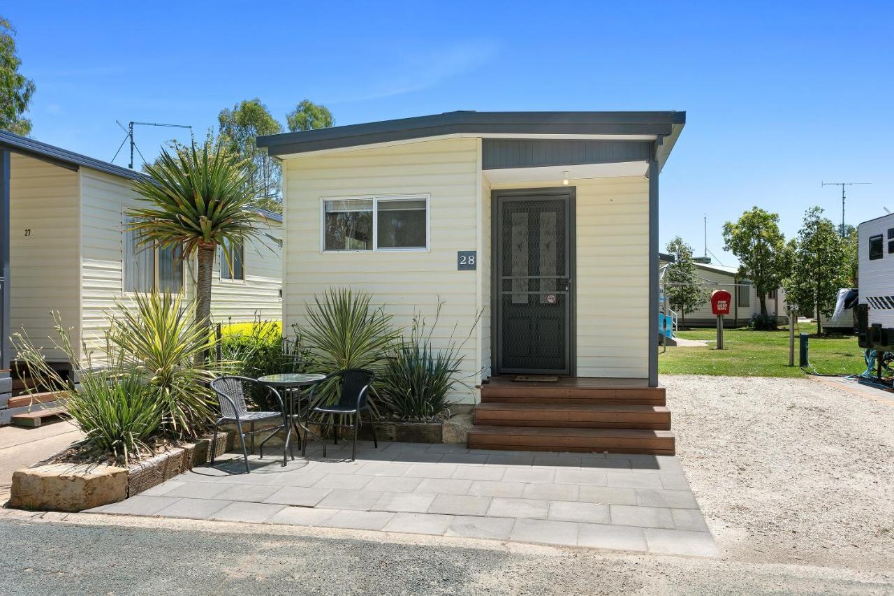 Big4 Moama Holiday Park Bagian luar foto